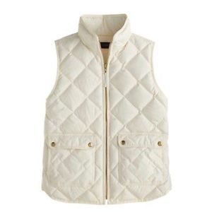 New without Tags Off White Puffy JCREW Vest- Small